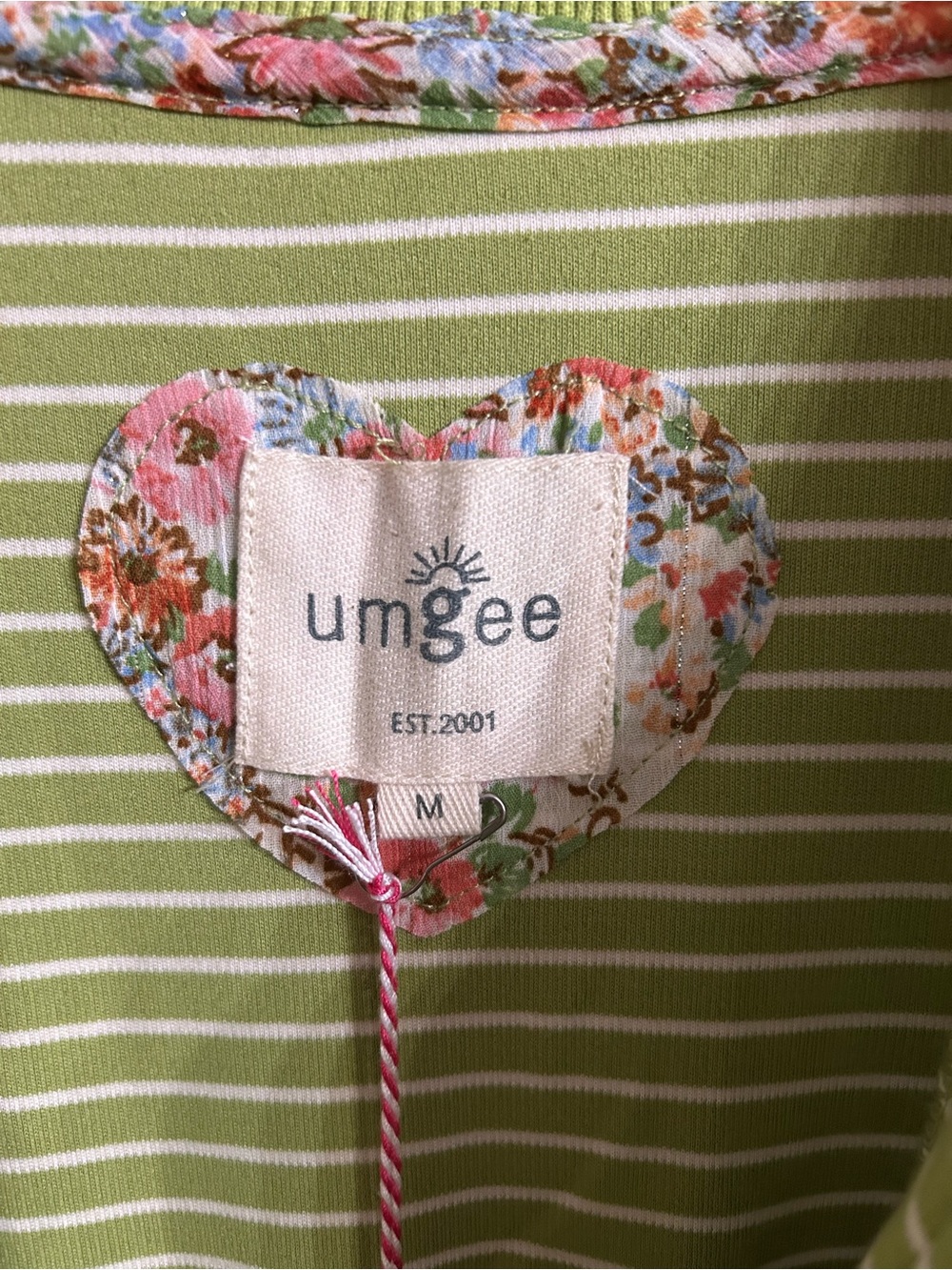 Umgee Green and White Striped Short Romper with Floral Trim Size Medium - Picture 4 of 5